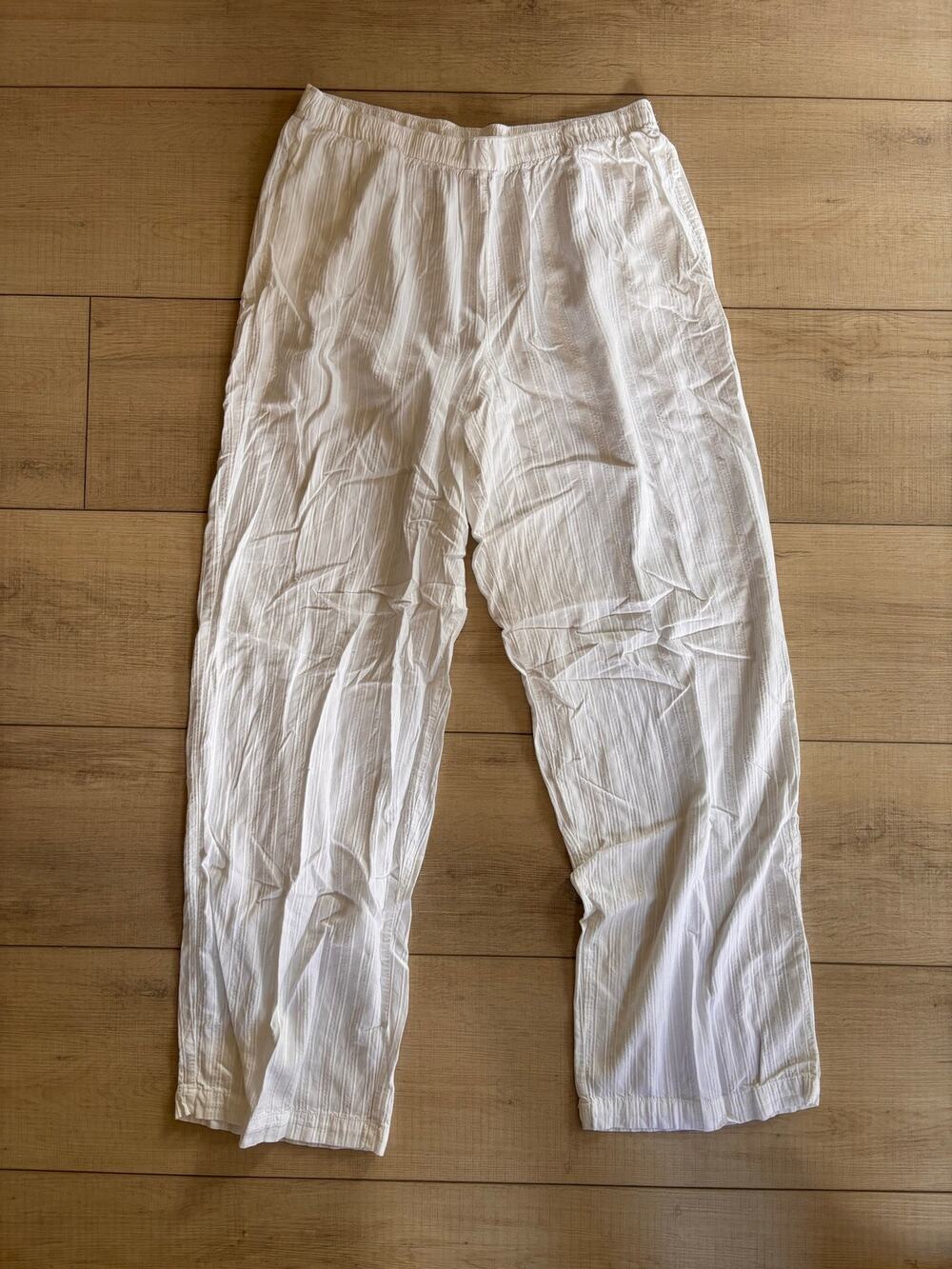 Victoria's Secret Textured White Seersucker Pajama Pants L